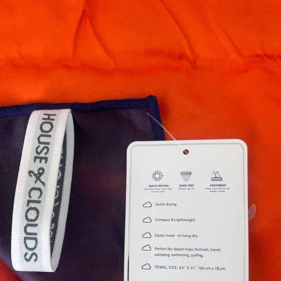 House of Clouds Beach Sunset Sand Free Microfiber Beach Towel - Picture 5 of 5